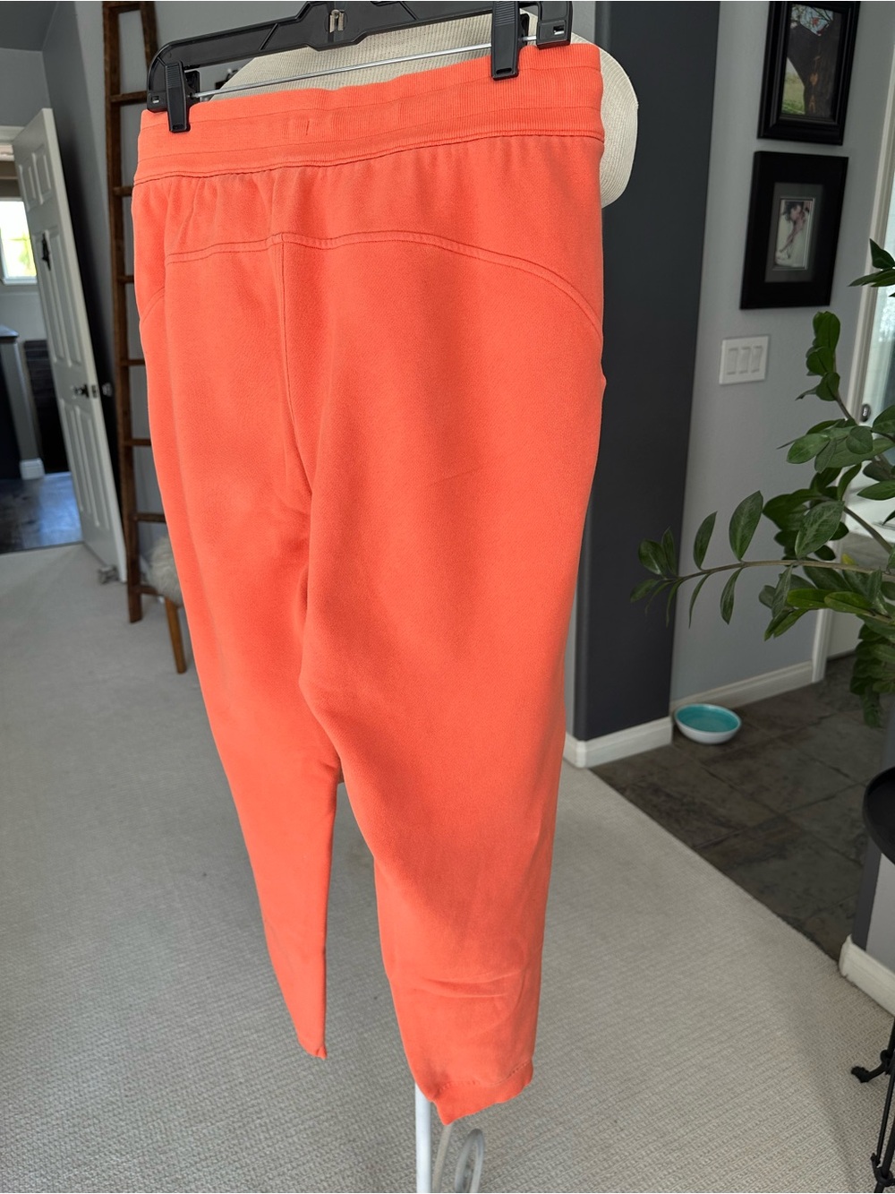 lululemon athletica Joggers in Coral-Orange size 12 - Picture 9 of 16